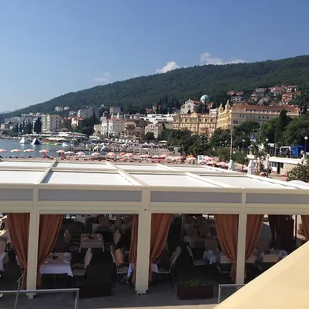 公寓 Opatija Central Studio Apartment