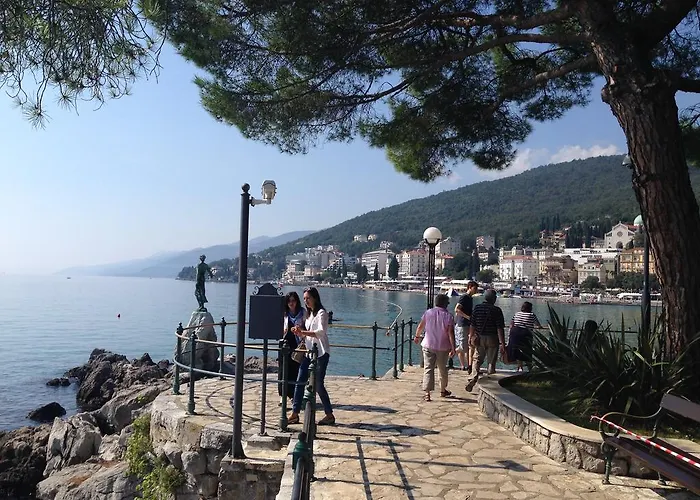 Opatija Central Studio Apartment *