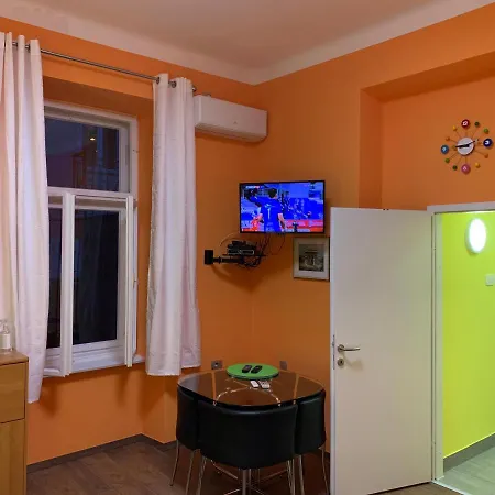 Opatija Central Studio Apartment 아파트 *