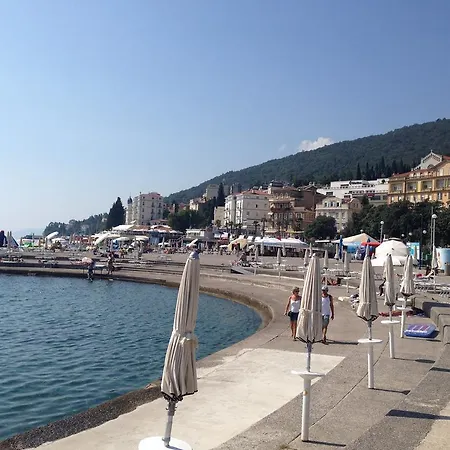 Opatija Central Studio Apartment Abbázia