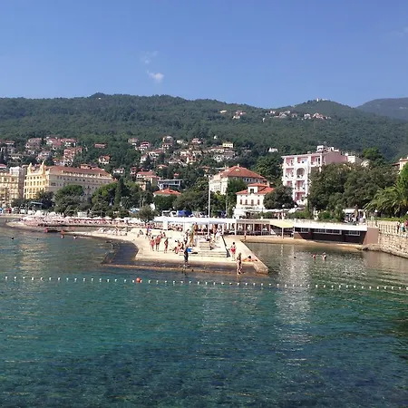 Opatija Central Studio Apartment Apartman